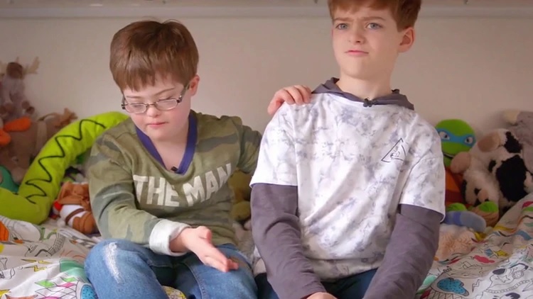 Hermanos gemelos